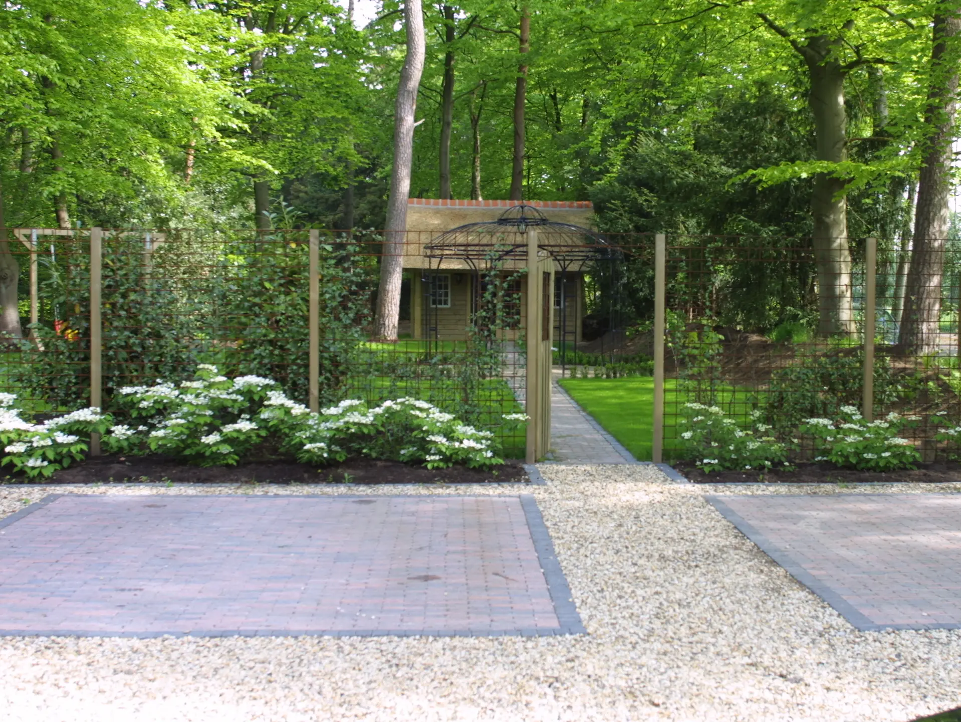 patio hovenier hoveniers hoveniersbedrijf planten beplanting dronten biddinghuizen zwolle hattem hattemerbroek 5